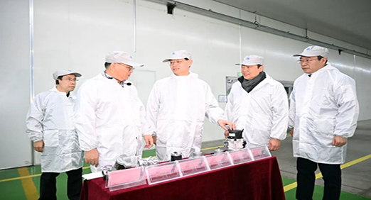 省委书记许昆林赴抖圈股份调研